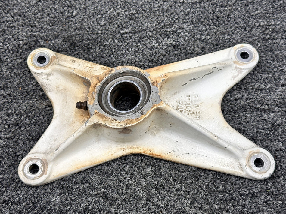 67040-012 (Cast: 67041-4) Piper PA34-200T Fwd Fitting Trunnion LH (Wear)
