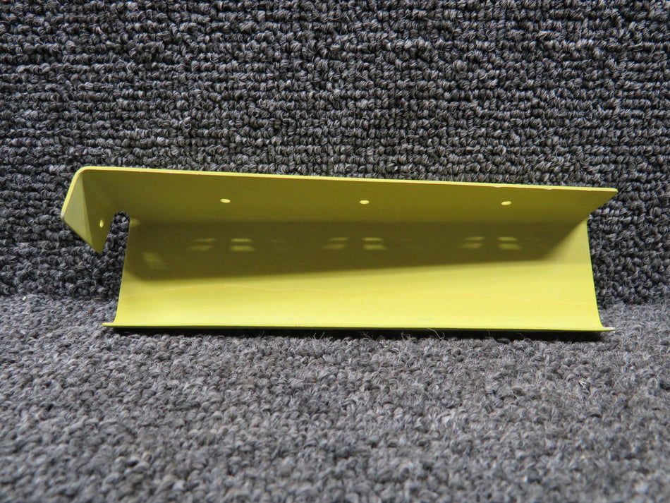 43003-RE17 Commander Bracket (New Old Stock)