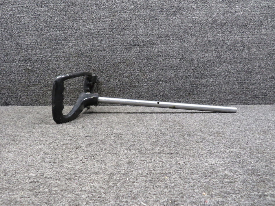 0513167-4 Cessna 172A Control Wheel Assembly