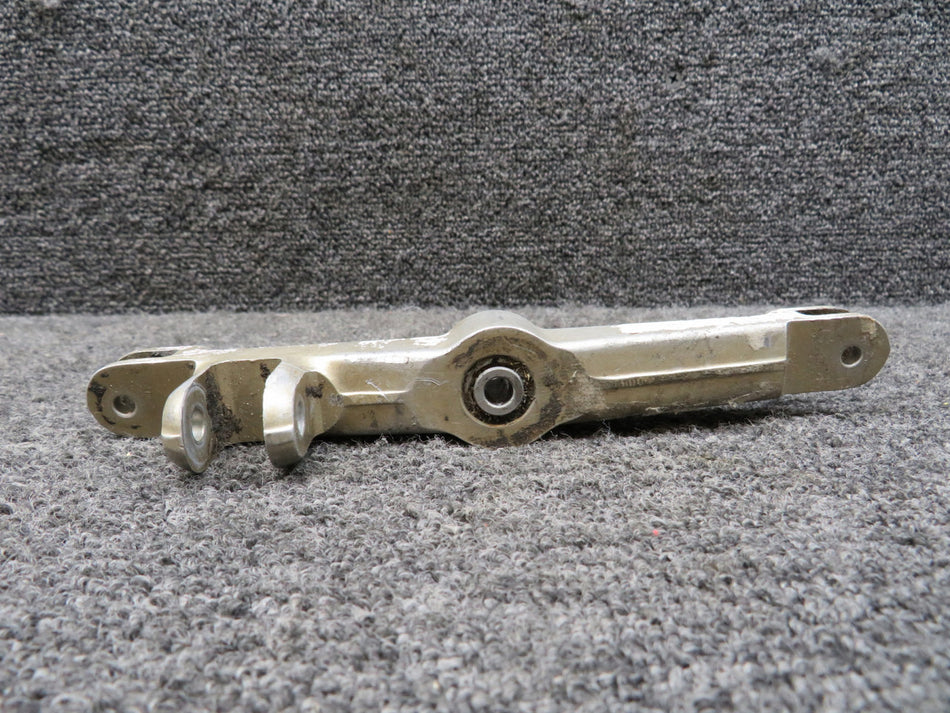 1243411-1 (Casting: 1243411-497) Cessna 210D Whiffletree Nose Gear Steering Arm