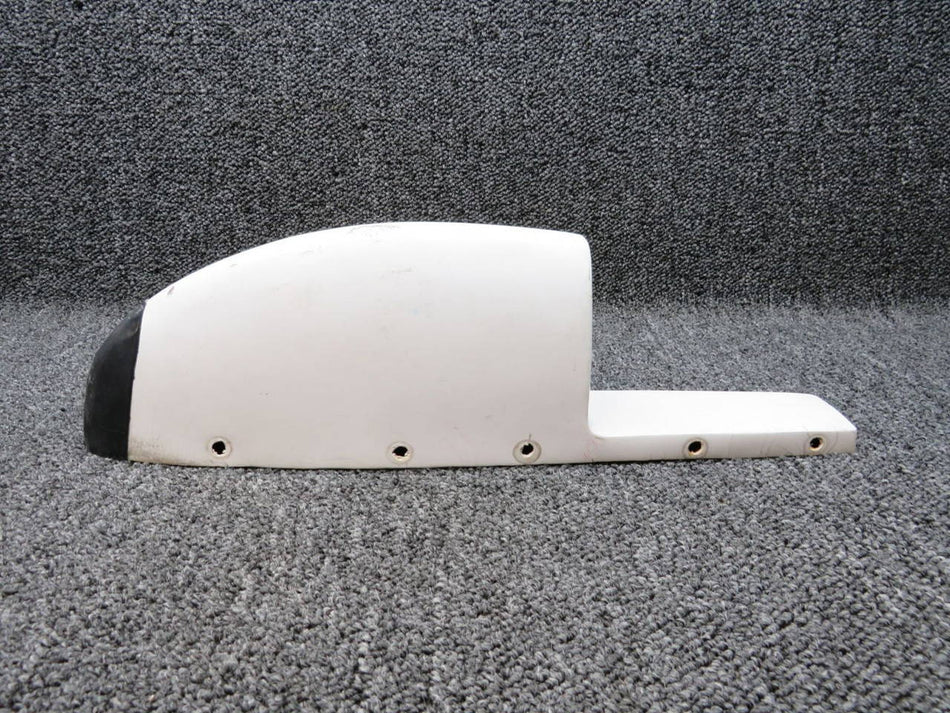 46384-008 Piper PA-31T Tip Horizontal Stabilizer W/ Boot (White) (C20)
