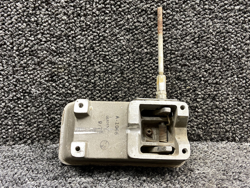 A-1066 Gerdes Interior Door Latch Assembly RH