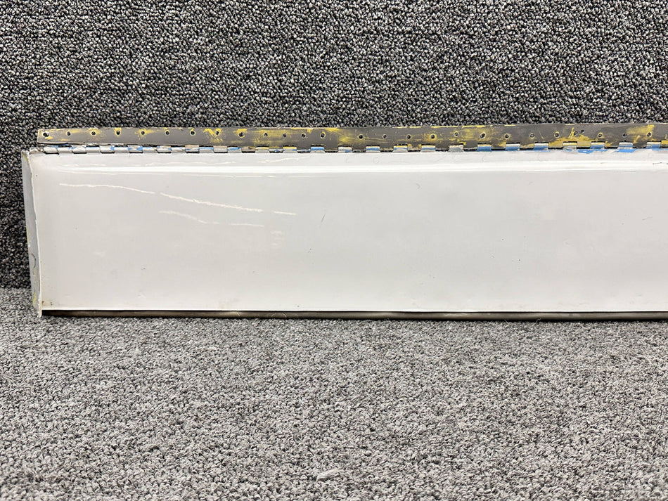 2310620-4 Lear Jet 25B Nose Gear Door Assembly RH