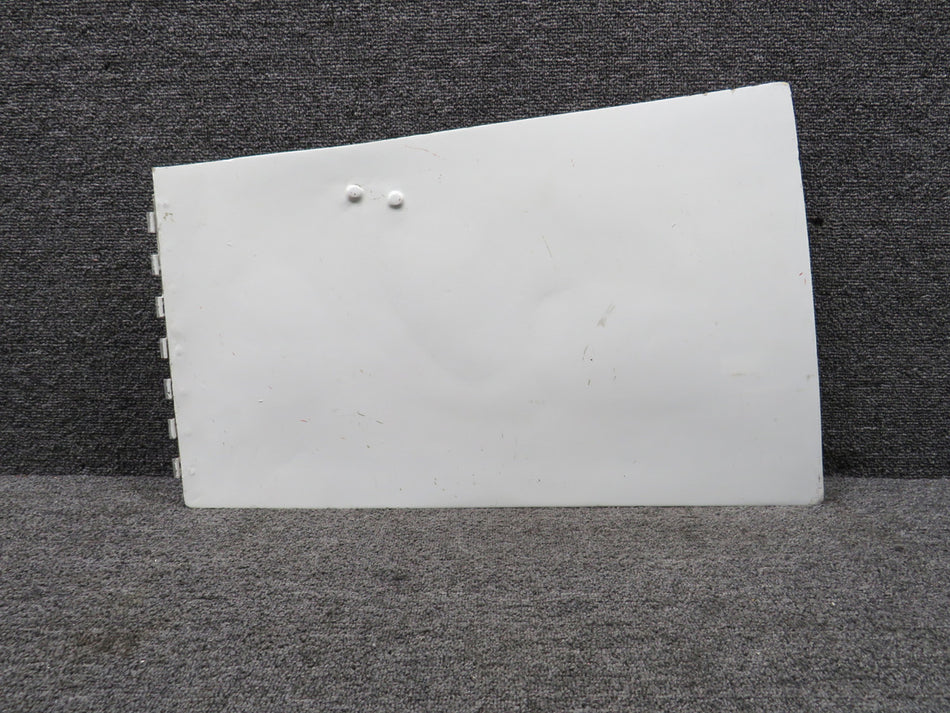 67090-001 Piper PA28R-180 Main Gear Door Assembly RH (Worn)