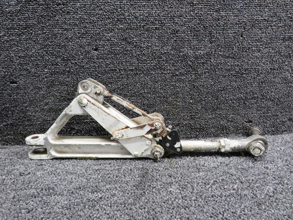 67025-005 Piper PA28R-180 Main Landing Gear Truss Assembly LH (Worn)