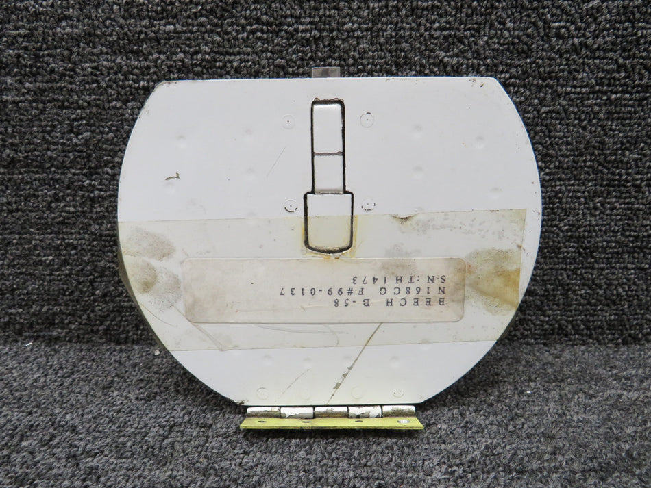 50-939118-12 Beechcraft 58 Oil Filler Door Assembly