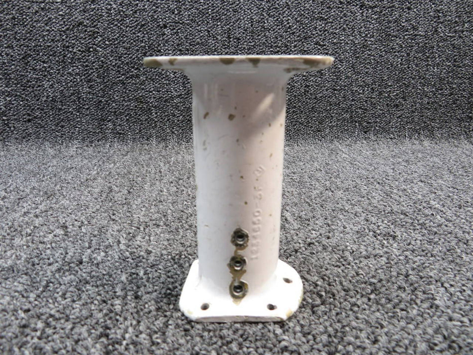 1234650-6 Cessna TU206G Torque Tube RH