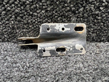 66913-004 Piper PA28-140 Cabin Door Hinge Upper
