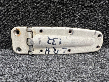0711037-500 Cessna 152 Lower Door Hinge Assembly (White)