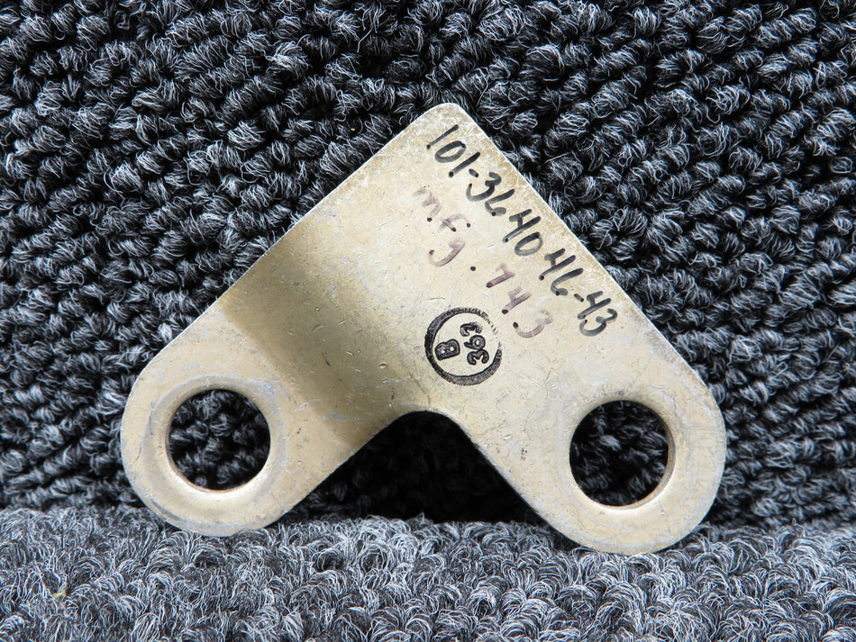 101-364046-43 Cessna Bus Bar