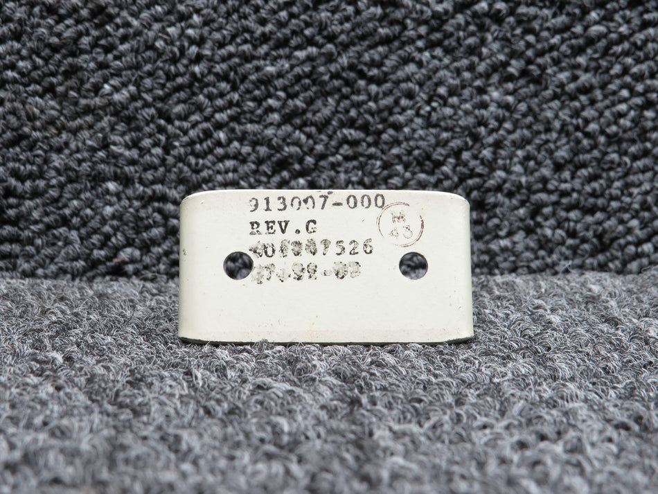913007-000 Mooney M20 Bracket Elevator Control