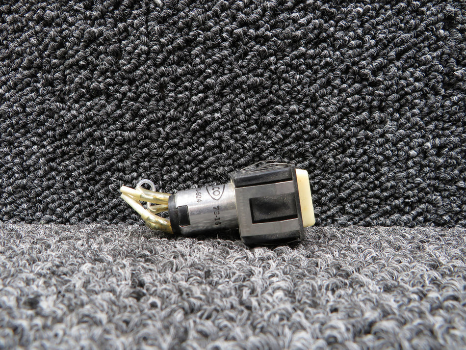 513-0101-604 (Use: 513-0301-064) Dialco Ice Deflector Down Push Switch