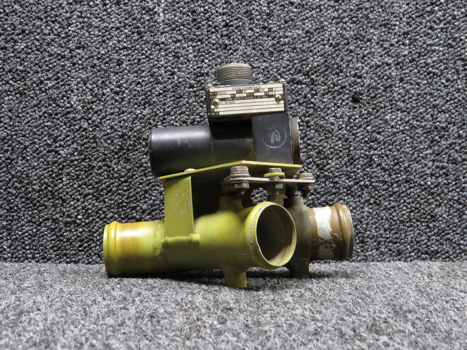 NYLC9871, 101-55087-3 (Use: 101-55087-25) Beech KA-200 Actuator w Valve Assembly