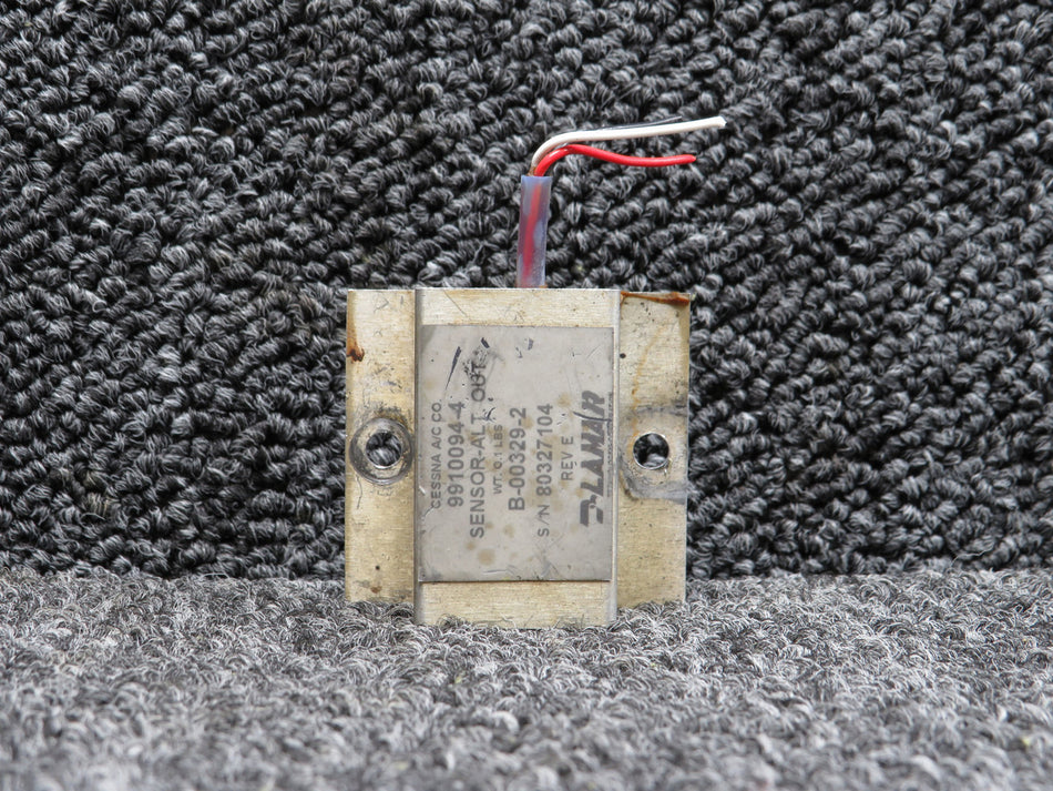 9910094-4 (Alt: B-00329-2) Lamar Alt Out Sensor
