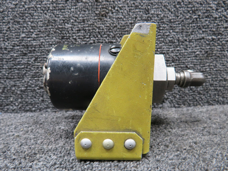 VT-0304G US Gauge Oil Pressure Transmitter with Bracket (26V)
