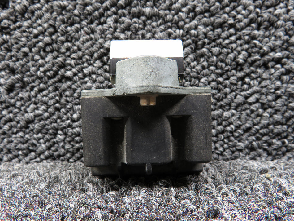 4TP1-3 Und Lab Inc Maintained Toggle Rocker Switch (White)