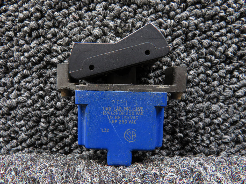 2TP1-3 Und Lab Inc Maintained Toggle Rocker Switch (White)