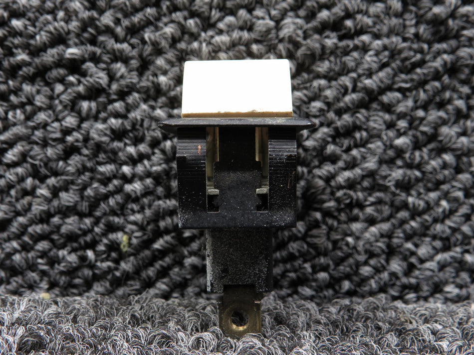 487-772 Carling Maintained Toggle Rocker Switch