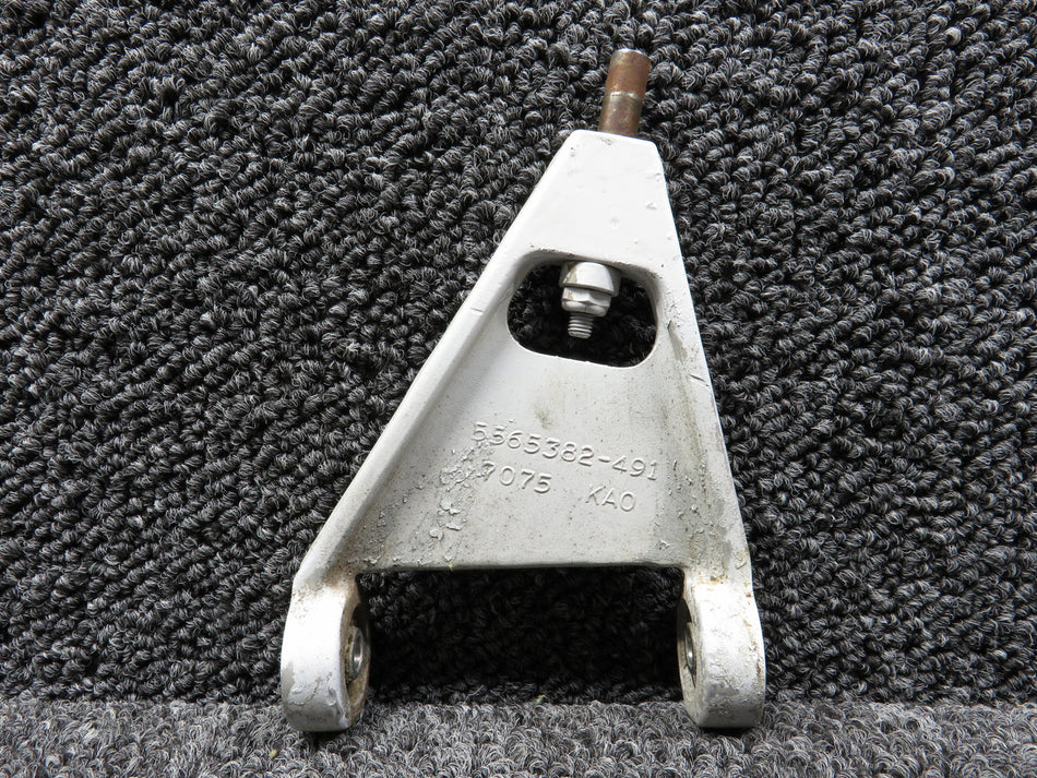 5565382-3 Cessna C-550 Aileron Yoke