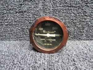 800322 Beechcraft Oxygen Supply Pressure Indicator with Bracket (Face Cracked)