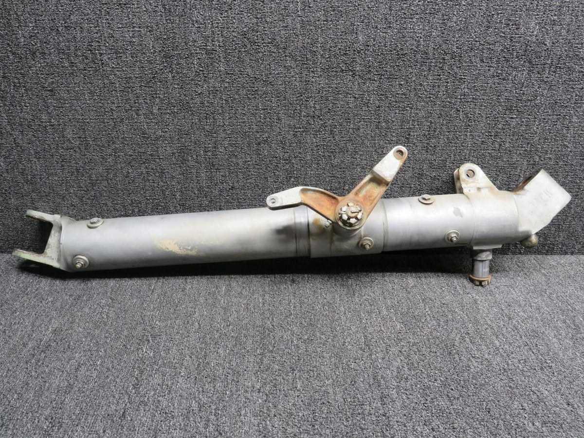 Mitsubishi 010A-38202-32 Mitsubishi MU-2B-26A Main Landing Gear Leg Assembly
