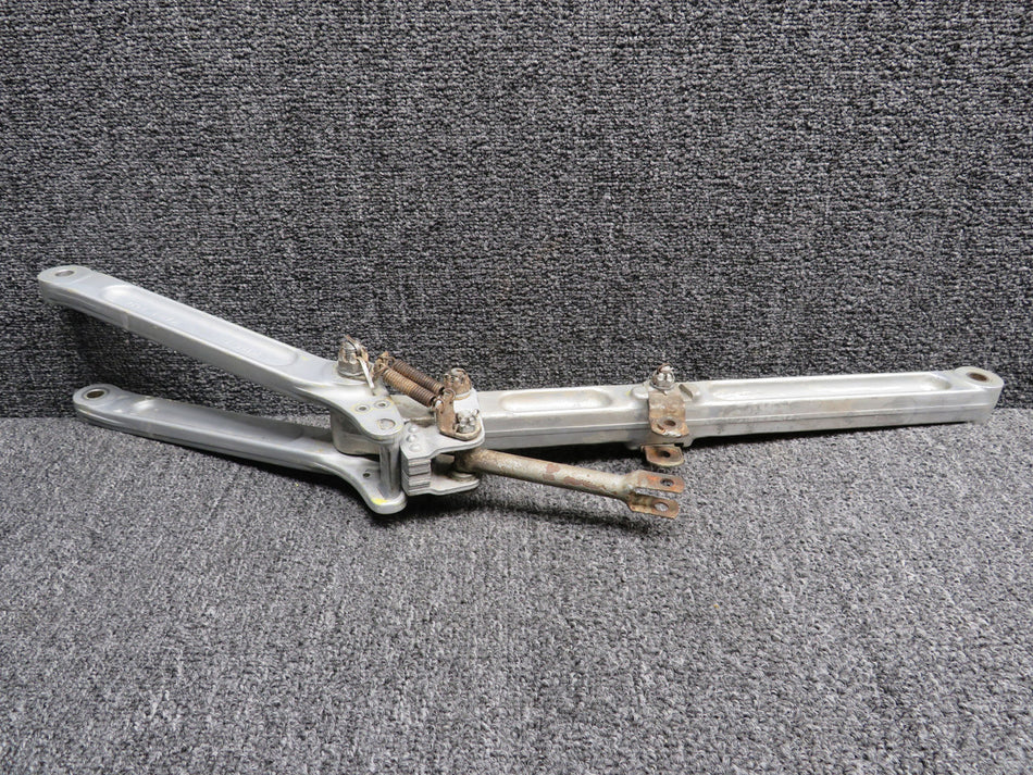 16279-000, 16198-000, 16279-007, 16235-003 PA23-250 Nose Gear Drag Link