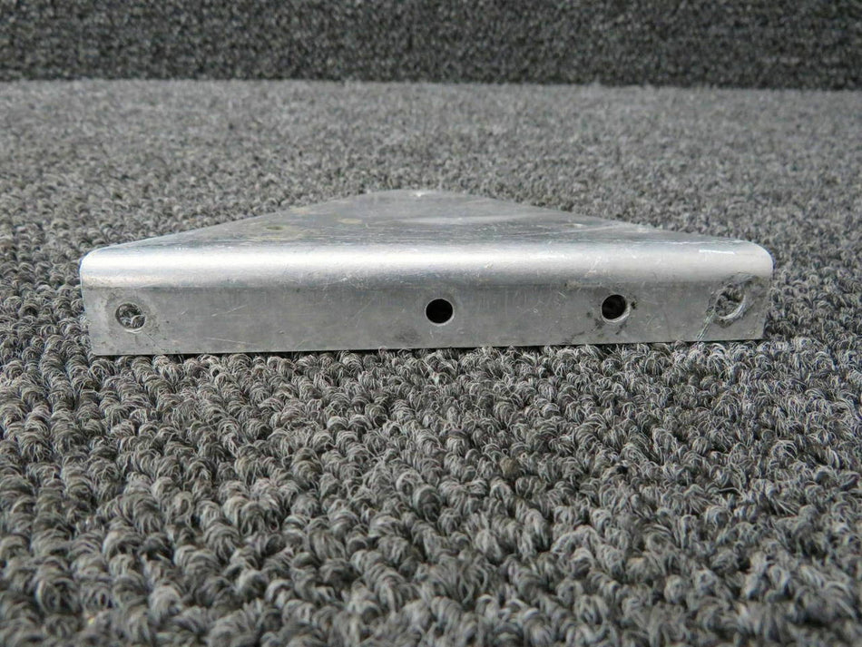 68486-000 Piper PA34-200T Bracket Assembly Stabilator Trim RH
