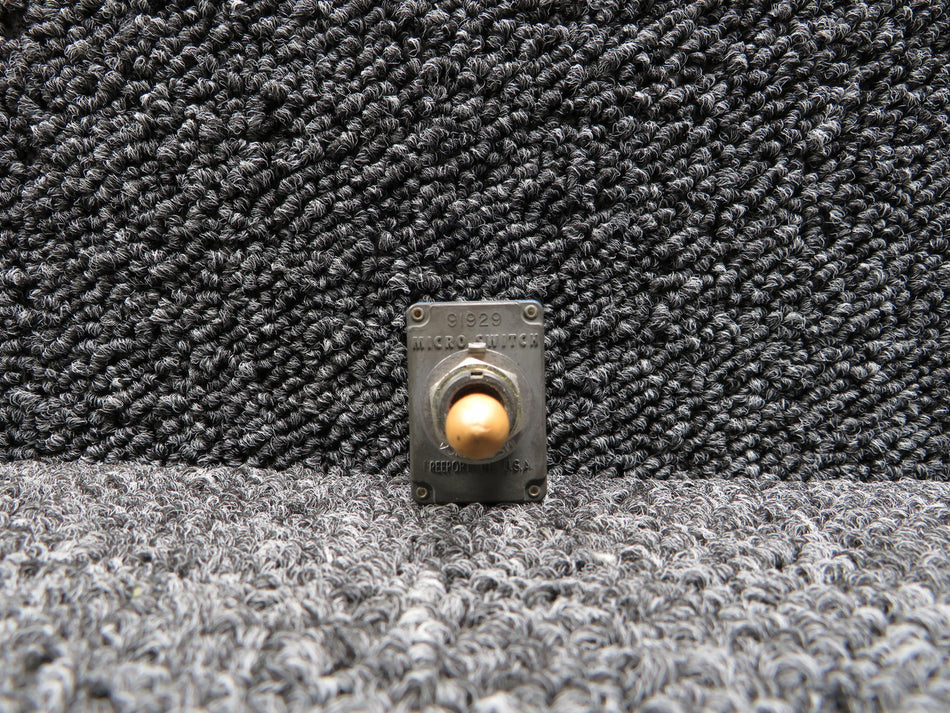2TL1-1 (Alt: MS24524-21) Micro Switch Maintained Toggle Switch