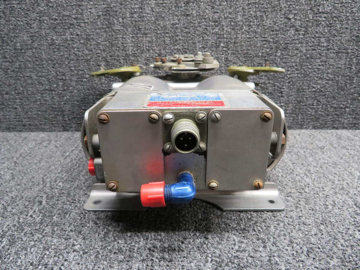 King 065-0011-01, 065-0003-00 King Servo Valve Assembly with Pneumatic Actuator