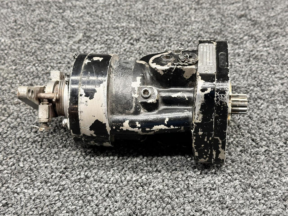 Woodward 1587075F Continental GTSIO-520-C Woodward Propeller Governor Assembly