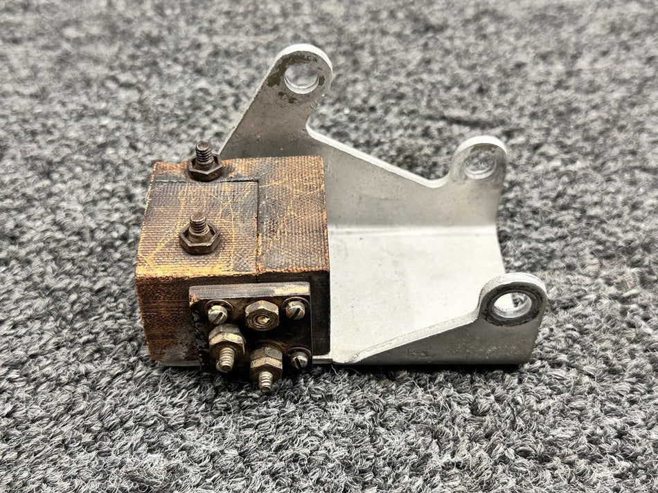 Cessna Aircraft Parts 3E1319, 4E2218-4 Cessna 411 Brush Block Assembly with Bracket (Wear)