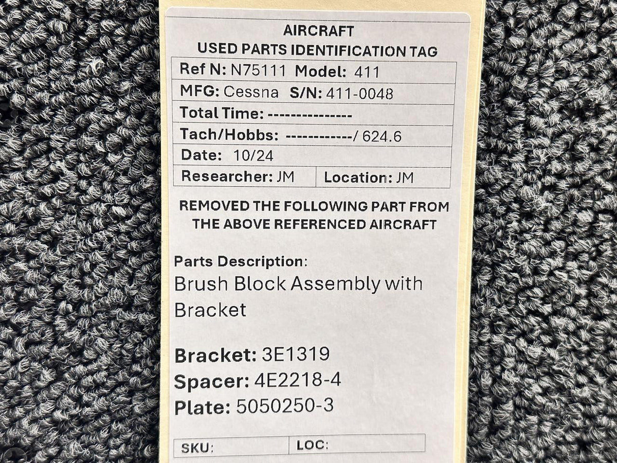 Cessna Aircraft Parts 3E1319, 4E2218-4 Cessna 411 Brush Block Assembly with Bracket (Wear)