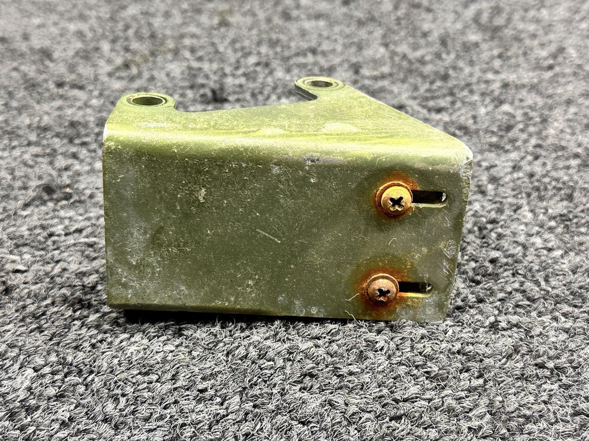 Cessna Aircraft Parts 3E1319, 4E2218-4 Cessna 411 Brush Block Assembly with Bracket