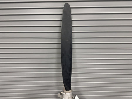 Hartzell Cessna 411 Hartzell 3-Blade Propeller Assembly (Not for Flight, Core)