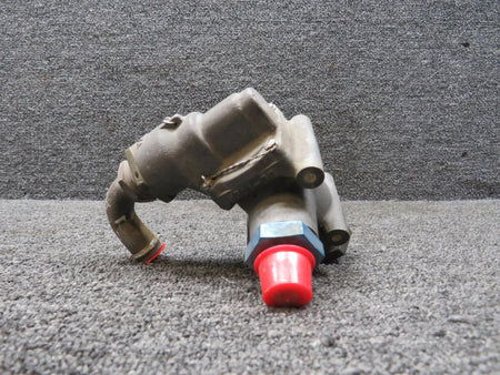 Fluid Regulators  H674-02A-3 Fluid Regulators Shuttle Valve