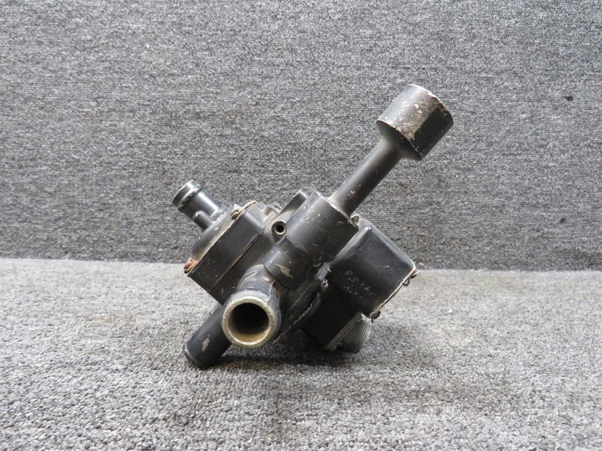Bendix Airplane Parts & Equipment 38E63-1A Bendix Ejector Distributing Valve (Slight Corrosion) (Volts: 28)