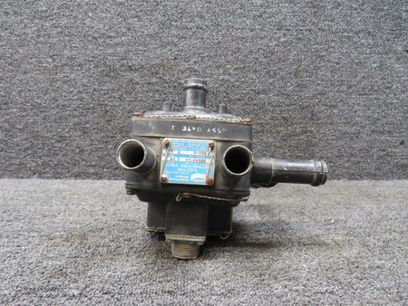 Bendix Airplane Parts & Equipment 38E63-1A Bendix Ejector Distributing Valve (Slight Corrosion) (Volts: 28)