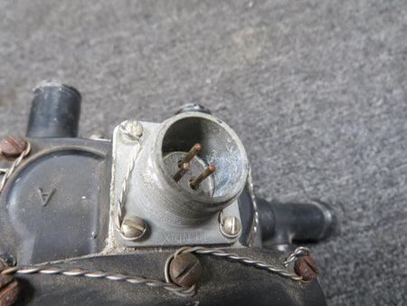 Bendix Airplane Parts & Equipment 38E63-1A Bendix Ejector Distributing Valve (Slight Corrosion) (Volts: 28)