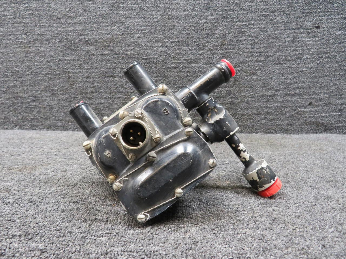 Bendix Airplane Parts & Equipment 38E63-1B Bendix Ejector Distributing Valve (Chipped Connector) (Volts: 28)