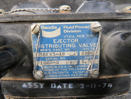 Bendix Airplane Parts & Equipment 38E63-1B Bendix Ejector Distributing Valve (Chipped Connector) (Volts: 28)
