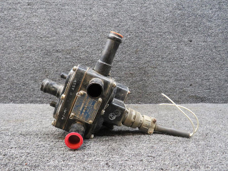 Bendix Airplane Parts & Equipment 38E63-1B Bendix Ejector Distributing Valve (Chipped Valve Stem) (Volts: 28)