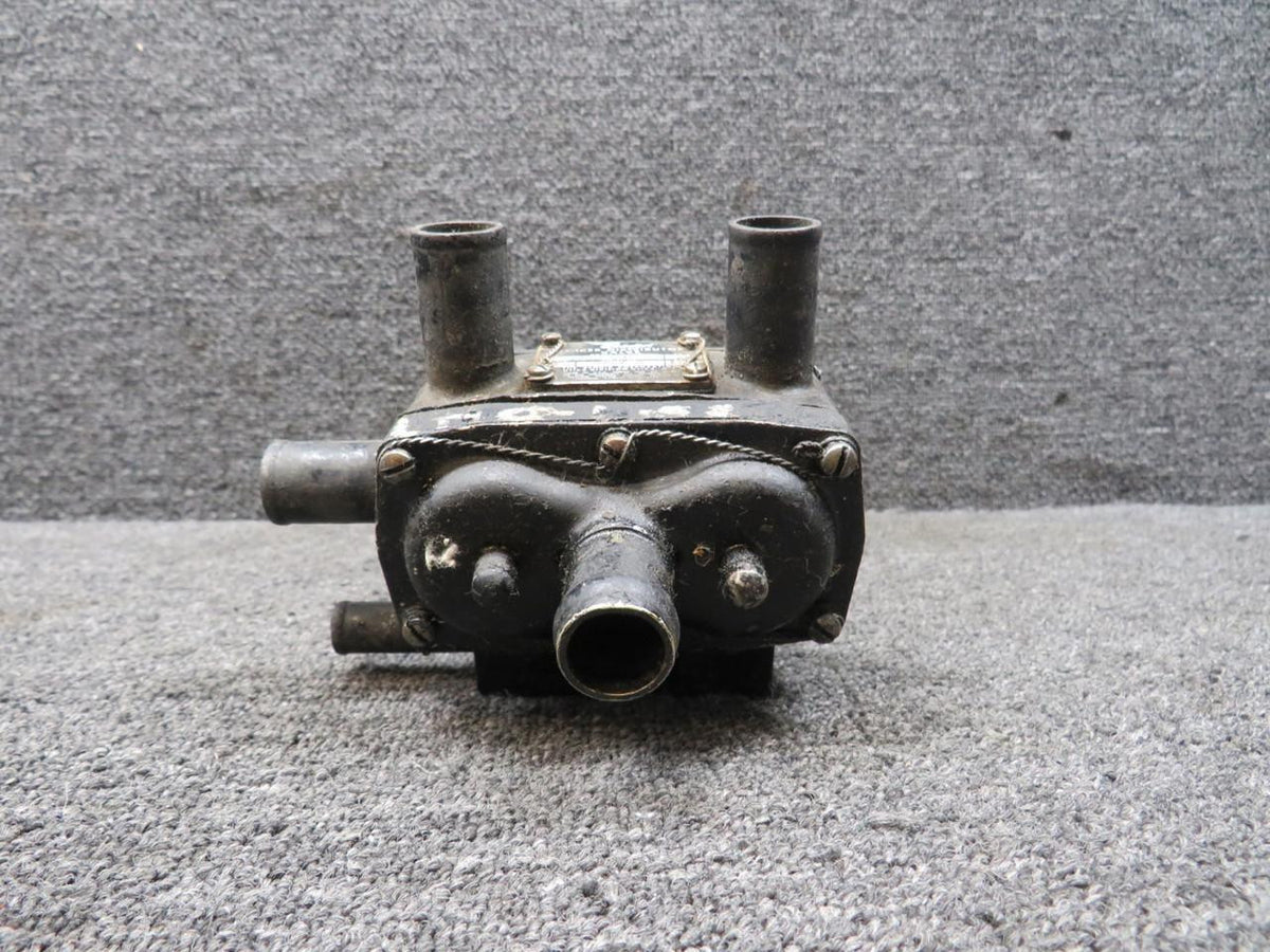 Bendix Airplane Parts & Equipment 1532-3B Bendix Style B De-Icer Distributor Valve (Volts: 28)