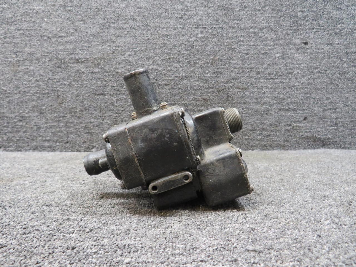 Bendix Airplane Parts & Equipment 1532-3B Bendix Style B De-Icer Distributor Valve (Volts: 28)