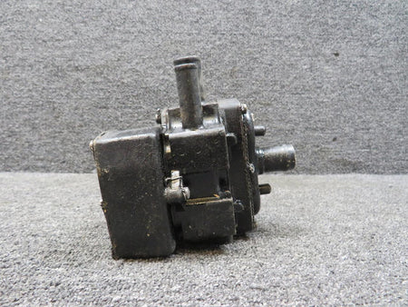 Bendix Airplane Parts & Equipment 1532-3B Bendix Style B De-Icer Distributor Valve (Volts: 28)