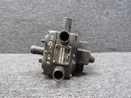 Bendix Airplane Parts & Equipment 1532-3B Bendix Style B De-Icer Distributor Valve (Volts: 28)