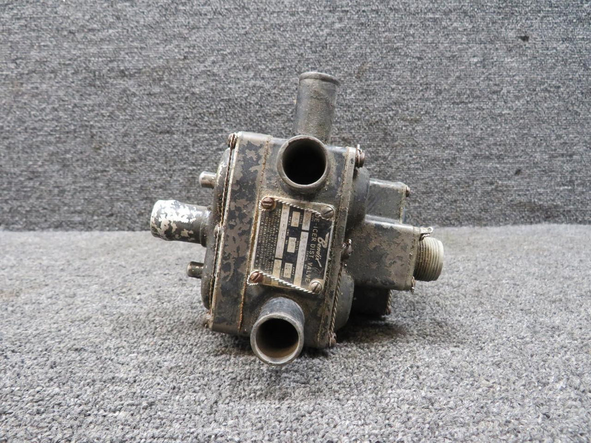 Bendix Airplane Parts & Equipment 1532-3-A Bendix Style A De-Icer Distributor Valve (Overhauled) (Volts: 28)