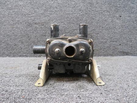 Bendix Airplane Parts & Equipment 1532-3-A Bendix Style A De-Icer Distributor Valve w Brackets (Minor Corrosion)
