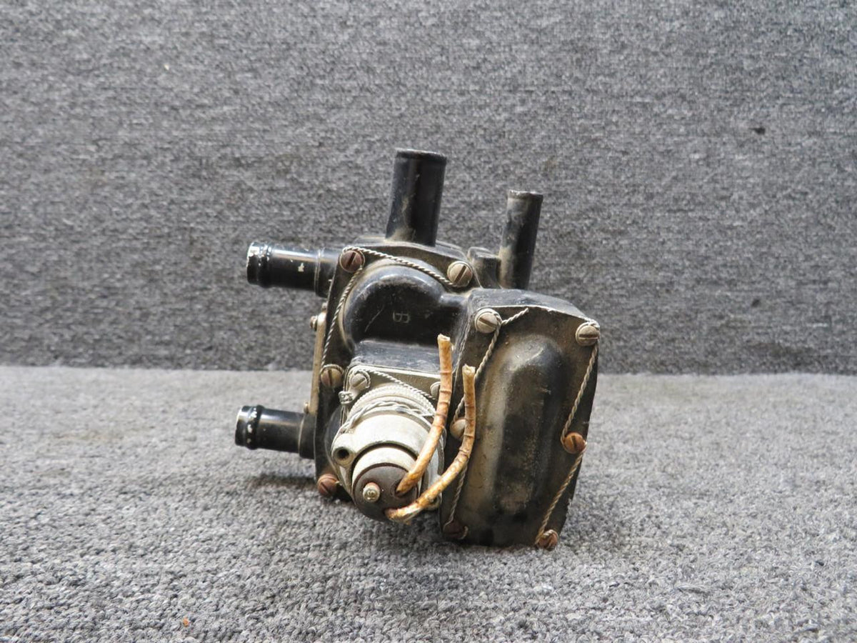 Bendix Airplane Parts & Equipment 1532-6-A Bendix Style A De-Icer Distributor Valve with Connector (Volts: 28)
