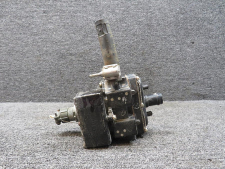 Bendix Airplane Parts & Equipment 1532-3 Bendix Style C De-Icer Distributor Valve with Connector (Volts: 28)