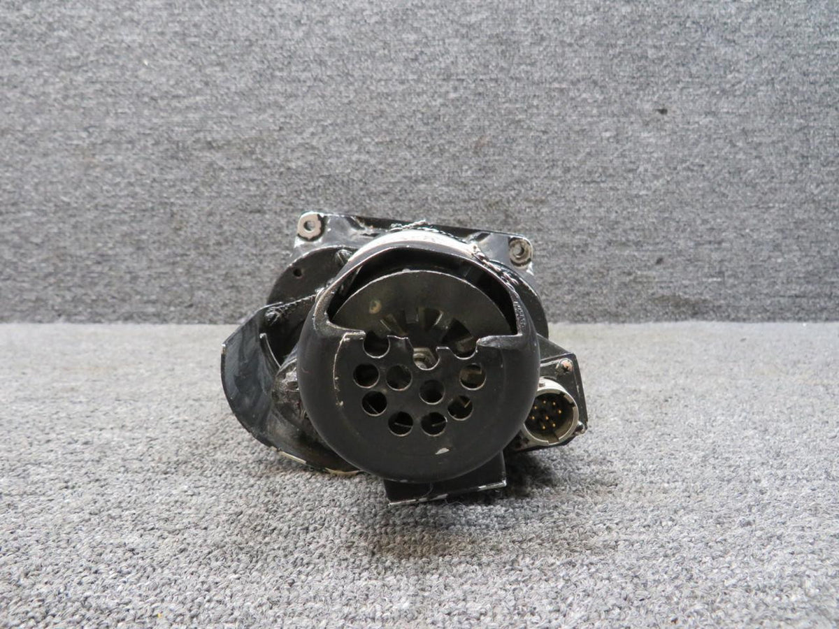 Gates Learjet 2380066-68 Gates Learjet Nose Landing Gear Steering Servo (Damaged Housing)